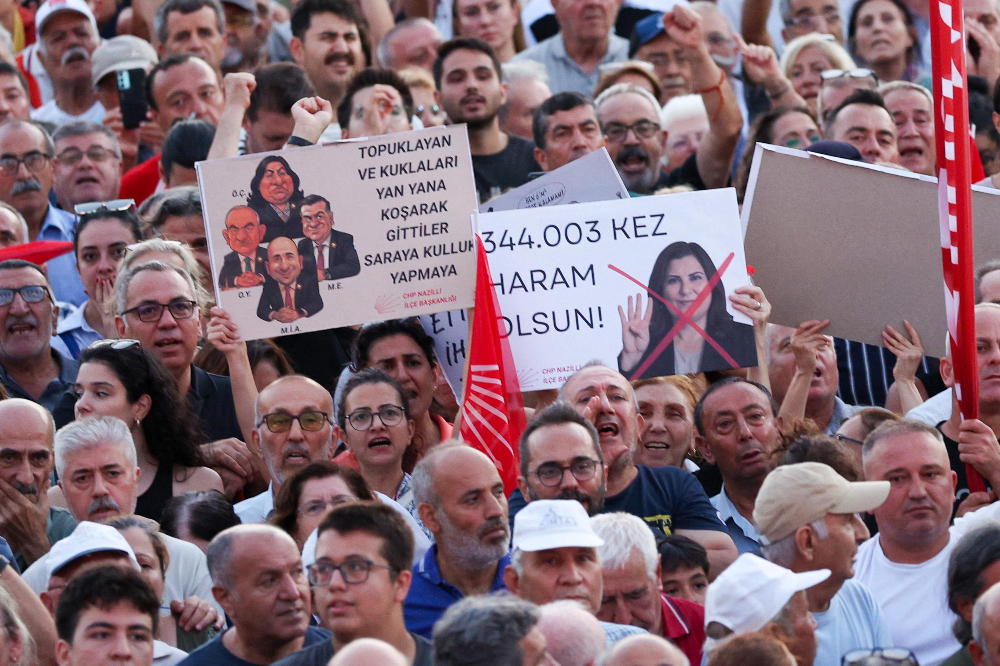 CHP'den Aydın’da gövde gösterisi