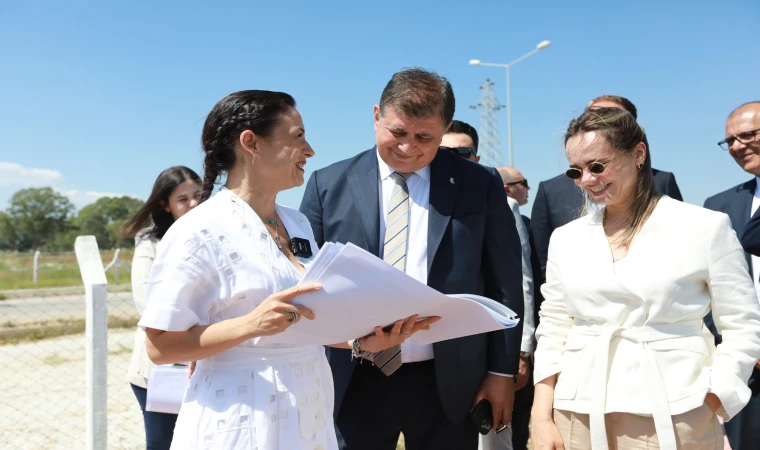 Pamucak Rekreasyon Alanı'nda Çalışmalar Hızla Devam Ediyor