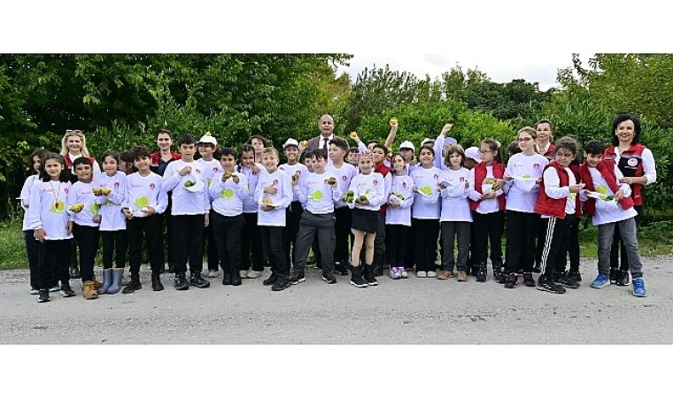 Çocuklar tarımı Lider Çocuk Tarım Kampı’nda öğreniyor