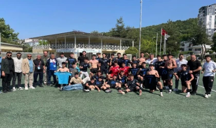Bursa’da Gemlik Belediyespor U-17 Elit Lig şampiyonu!