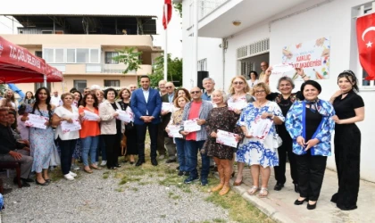 Çiğli Belediyesi Karma Resim Sergisi sanatseverler ile buluştu