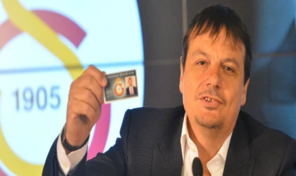 Ergin Ataman'dan Okan Buruk'a övgü dolu sözler