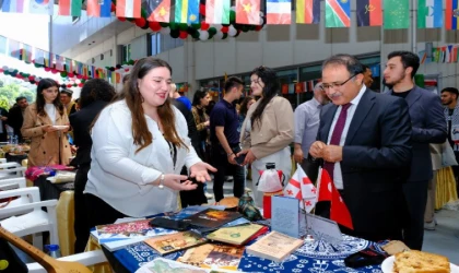 İstanbul’da Uluslararası Kültür Günü’nde renkli görüntüler
