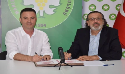 Manisa Büyükşehir Belediyespor Ozan Bulkaz’a emanet