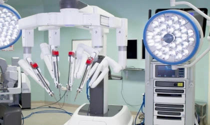 Organ naklinde robot dönem!