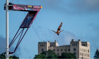 Red Bull Cliff Diving Norveçte kazanan Iffland ve Lichtenstein oldu