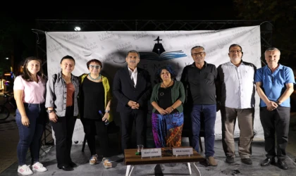 Gemlik Kitap Limanı’nda edebiyat gecesi