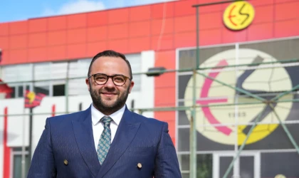 Eskişehir bayraklarla donatıldı