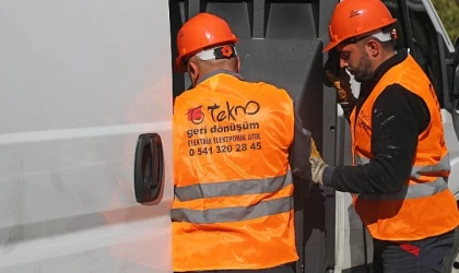 Elektronik Atıklar Geri Dönüşüme Kazandırıldı