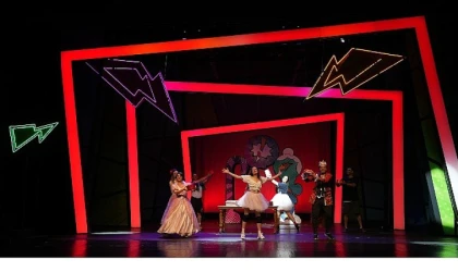 Kocaeli Şehir Tiyatroları gururla sunar