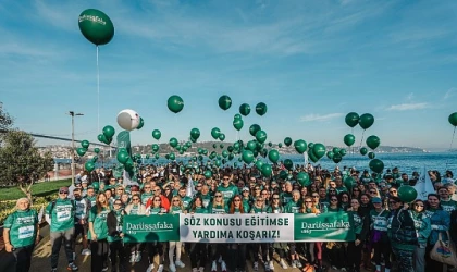 Darüşşafakalı İnci Naz Sönmez, Kardeşleri İçin Zirveye Koştu