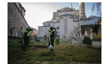 İBB Tarihi Camileri Titizlikle Temizliyor