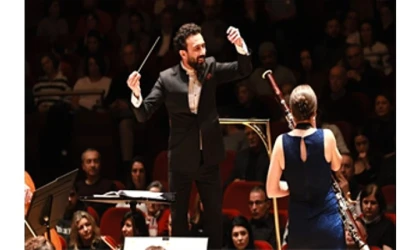 Sophie Dervaux, İzmirli müzikseverleri büyüledi