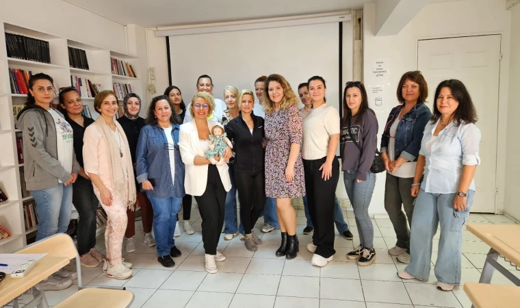 Çiğli Belediyesi’nden Girişimci Kadınlara Etsy Eğitimi