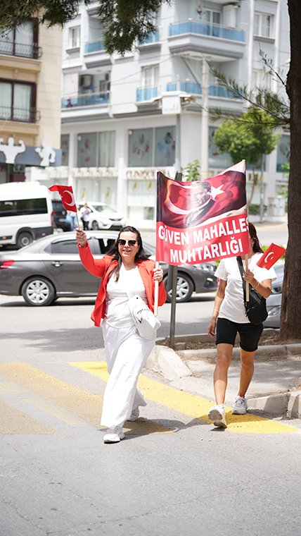 19 Mayıs coşkusu Buca'da sokaklara taştı