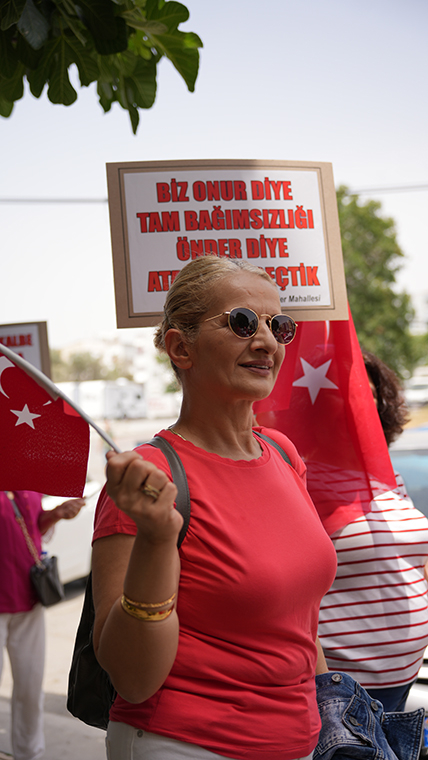 19 Mayıs coşkusu Buca'da sokaklara taştı