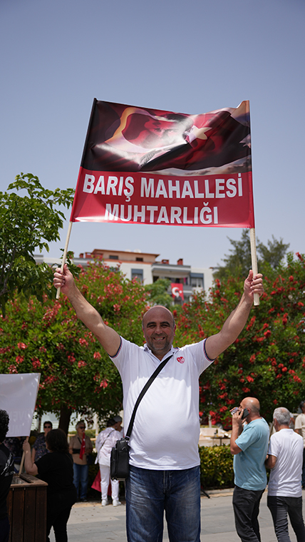 19 Mayıs coşkusu Buca'da sokaklara taştı