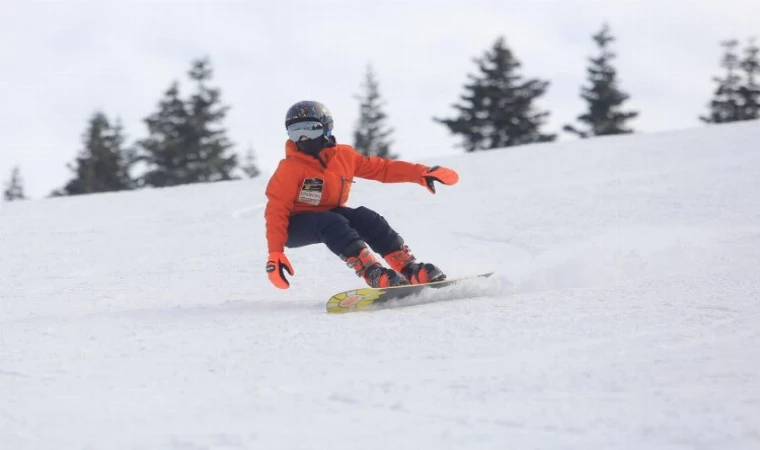 Snowboard’un harika çocuğu... Dağhan Güler Türkiye şampiyonu