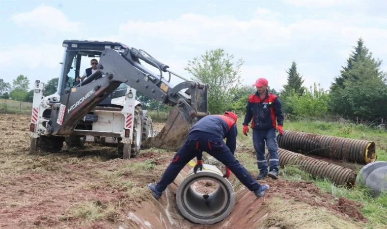 Kocaeli’de tarıma can veren sulama kanallarına bakım