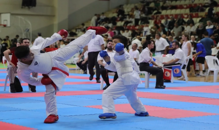 Bursa Gemlik’te uluslararası karate heyecanı