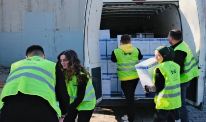 İzmirli genç boşnaklardan Ramazan desteği