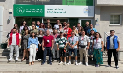 Dünya gençleri Nilüfer Gençlik Merkezi’nde