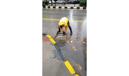 Büyükşehir ve MASKİ Ekipleri Yağmur için Sahada