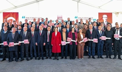 TBB’den Seferihisar Belediyesi’ne çöp kamyonu desteği