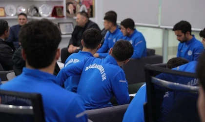 Aliağa Helvacı Spor U-18 Takımı İzmir Şampiyonu Oldu